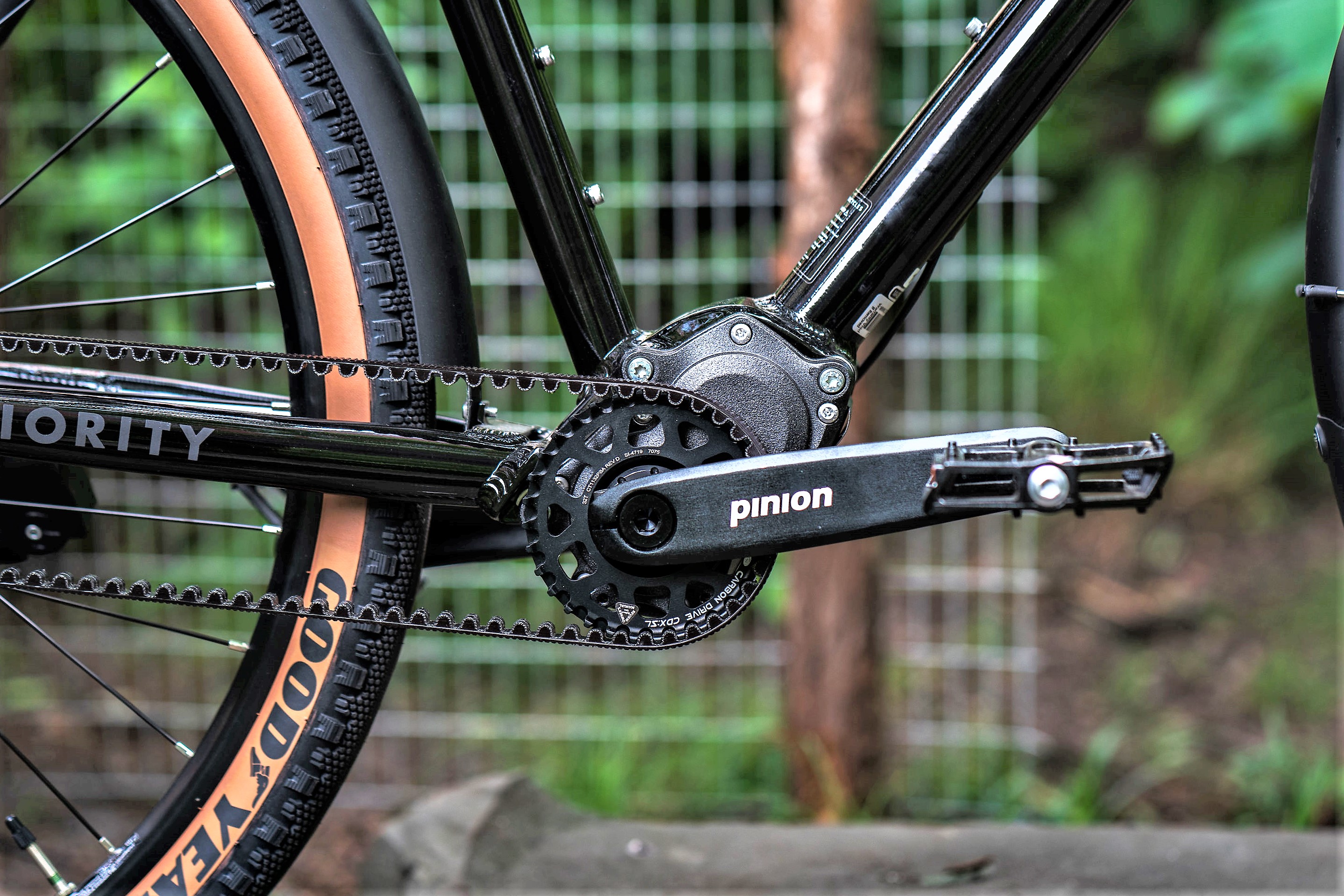 Pinion Gearbox and Gates Carbon Drive belt